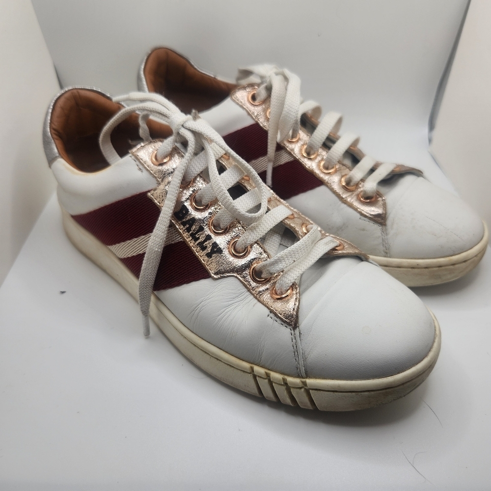 Bally Women's Size 5.5 White Leather Sneakers with Burgundy Stripe Switzerland